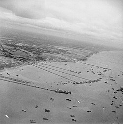 Arromanches and the Mulberry harbour