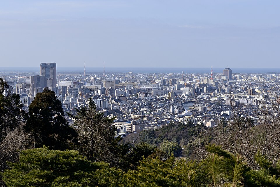 Kanazawa: Garden, Castle, Samurai and Geisha Districts