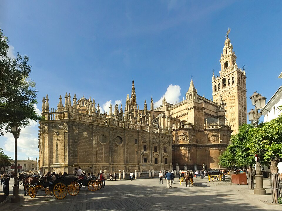 Seville Historic Walk: Cathedral, Alcázar and Triana