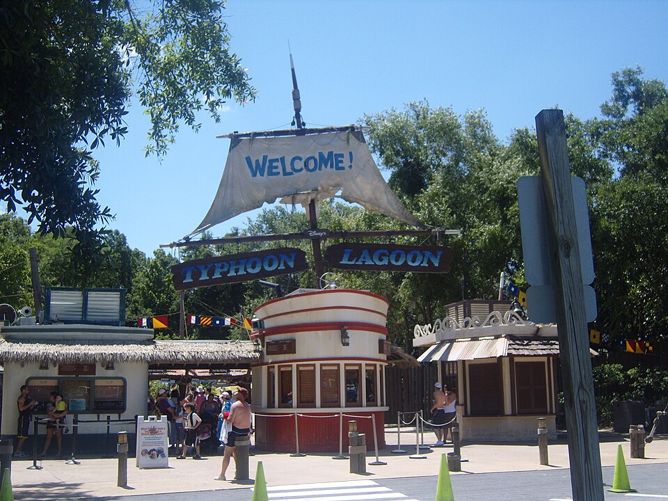 Typhoon Lagoon: Disney's Shipwreck Water Park