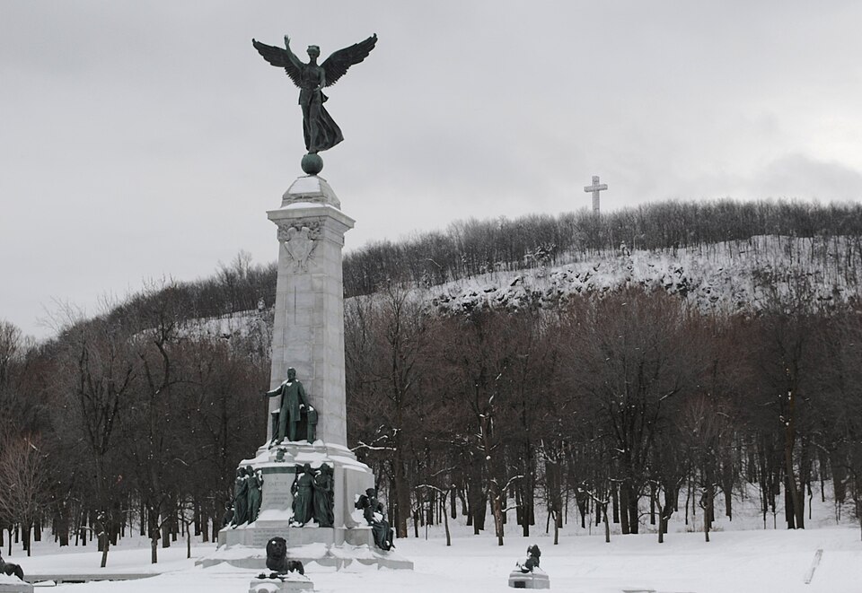 Mount Royal: Olmsted's Road to the Cross, the Lake and the Lookout