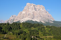 Around Monte Pelmo to Coldai