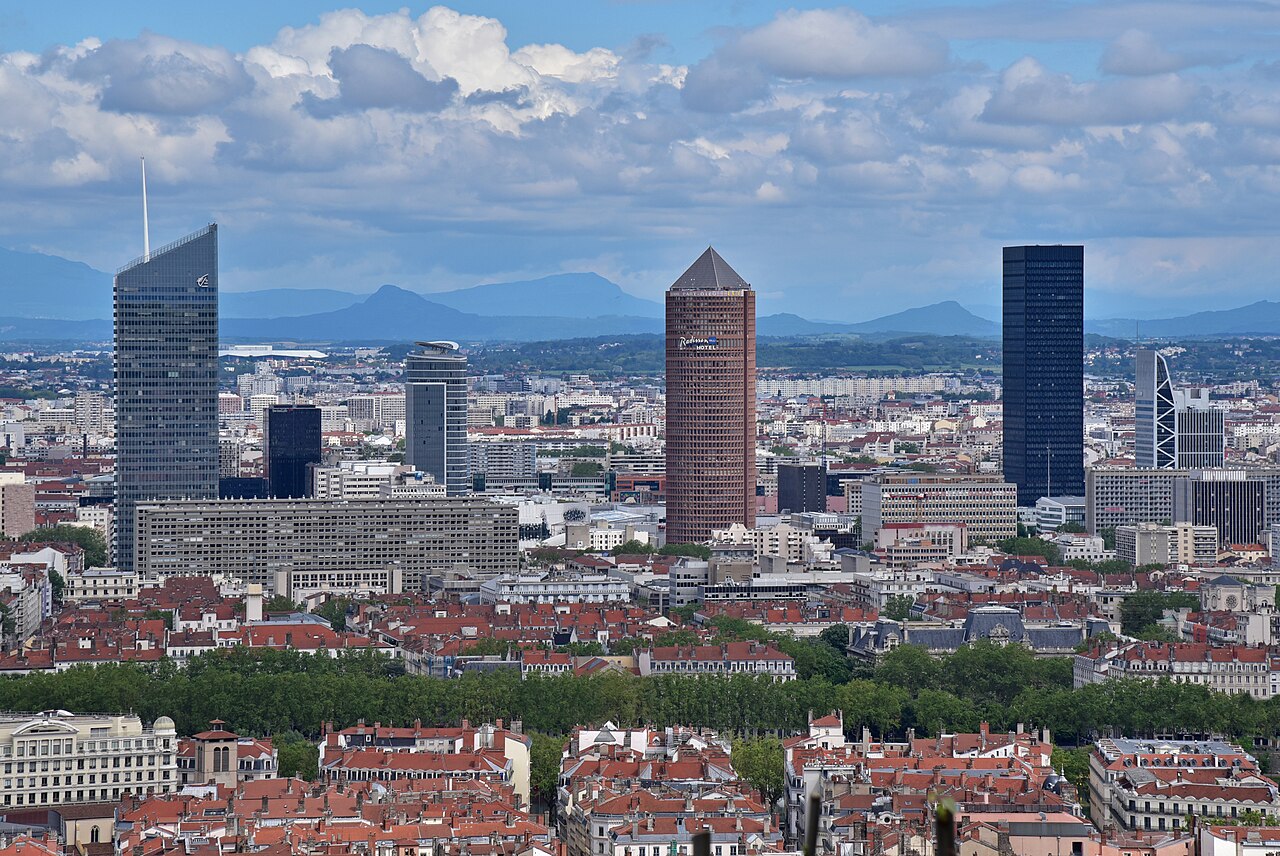 Lyon on Foot: Renaissance Traboules to the Silk Weavers' Hill