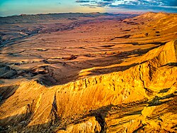 Rim path to Camel Mount