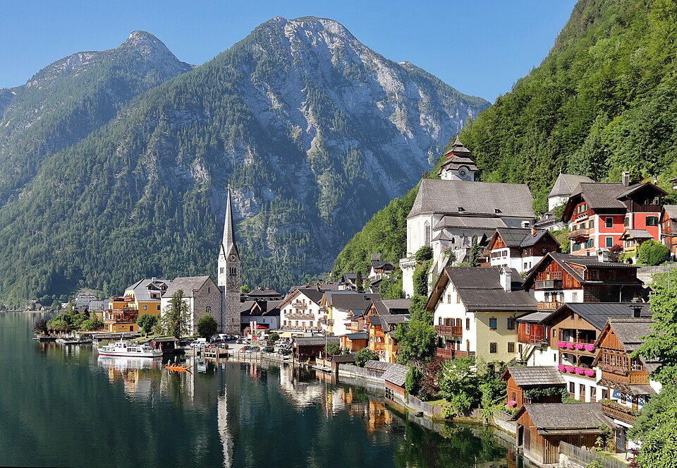 Hallstatt & the Dachstein — Lake, Salt Mine and Ice Cave
