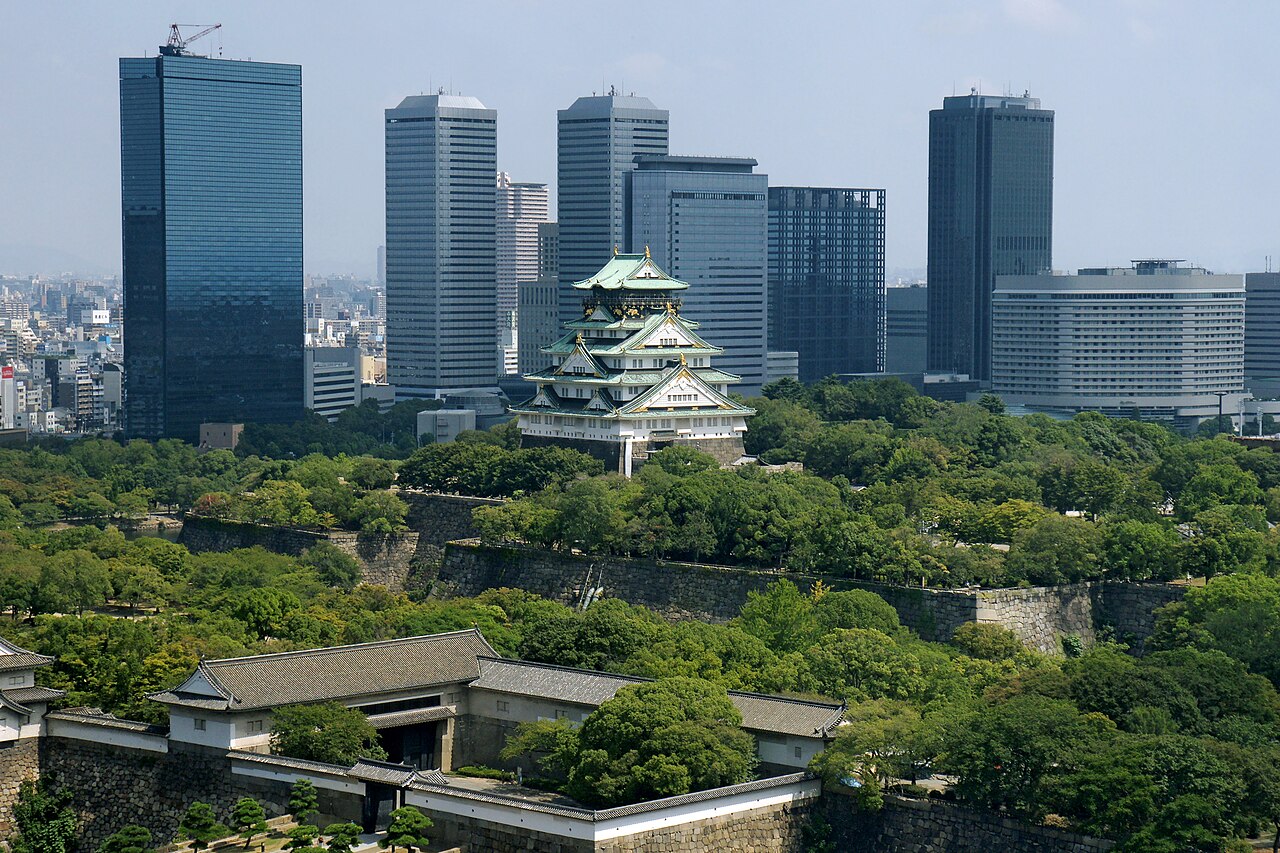 Osaka: The Castle, Kuromon Market and Dōtonbori