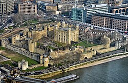 Along the Thames to the Tower